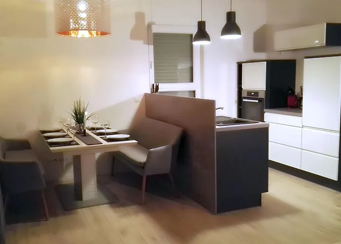 Haus Luv & Haus Lee - Nordseebad ブルハーフェ